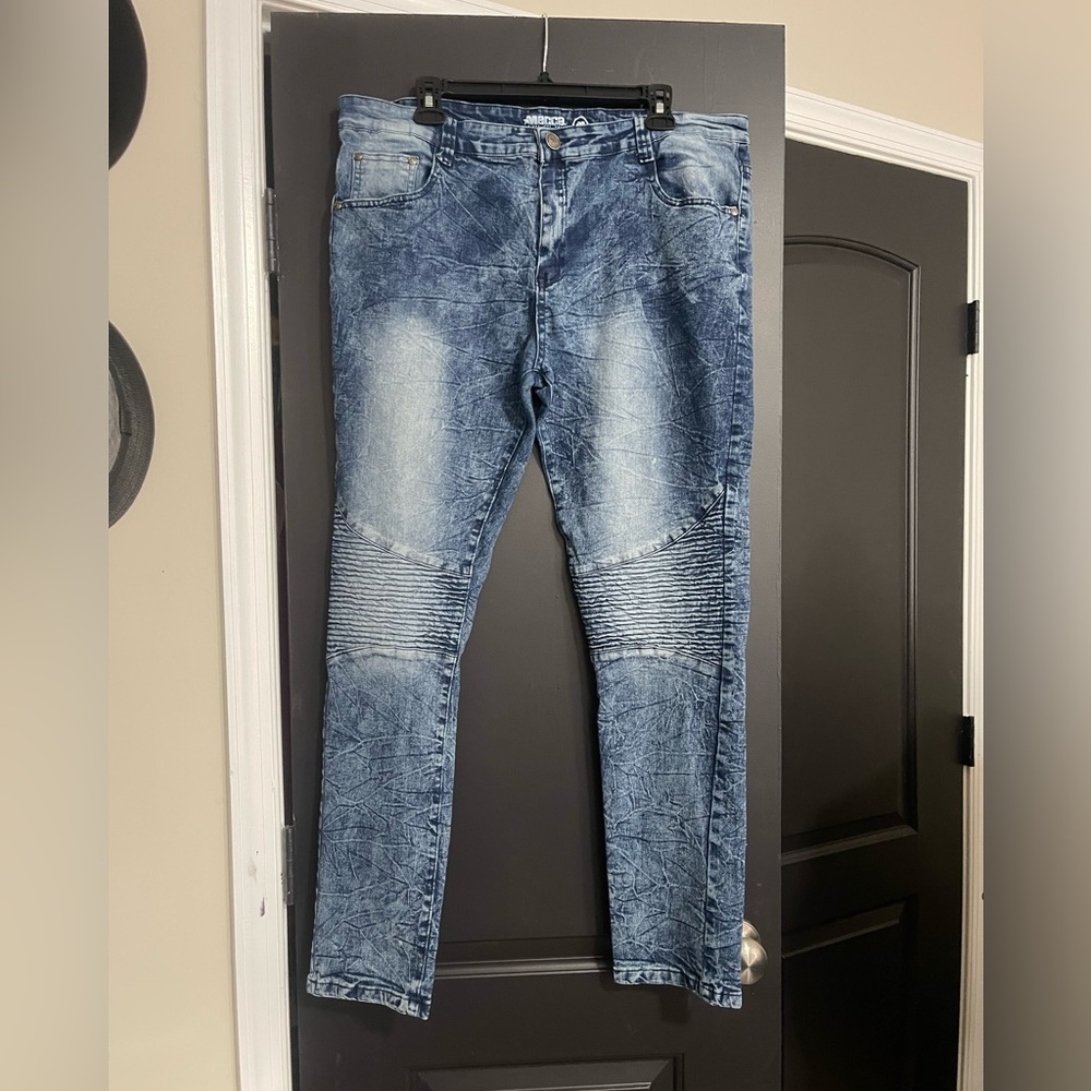 Mecca Men's Textured Blue Slim Jeans